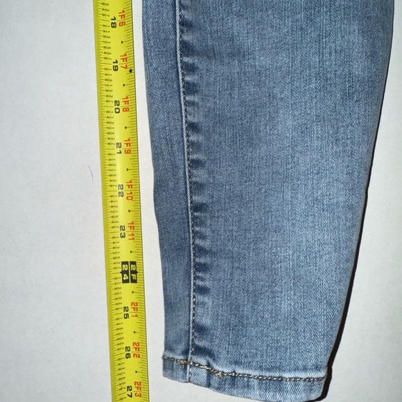 Universal Thread High Rise Skinny Jeans Women's 6R Light Wash Denim Stretch - Picture 5 of 10